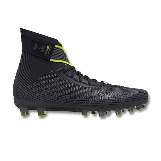 Black and white under armour cleats online